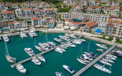 Lustica Bay - peed Boat Tours, Blog We organize unforgettable speedboat rides through the beautiful Kotor Bay. Our experienced captains and modern fleet will provide you with maximum comfort